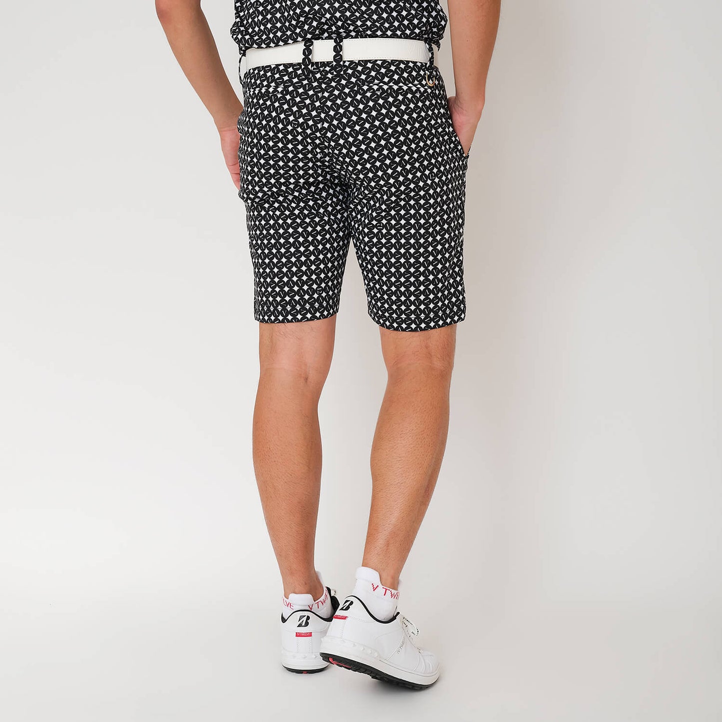CIRCLE CIRCLE SHORTS