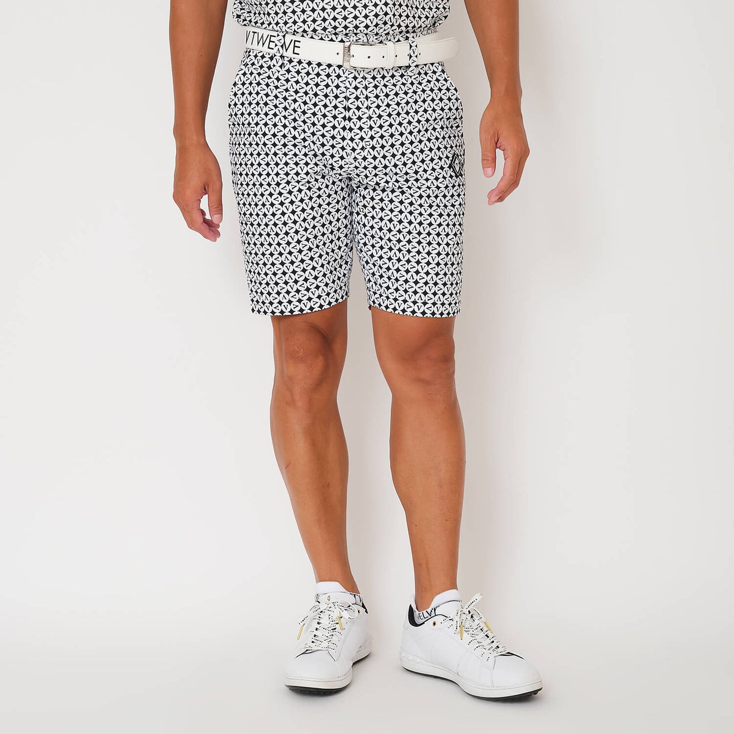 CIRCLE CIRCLE SHORTS
