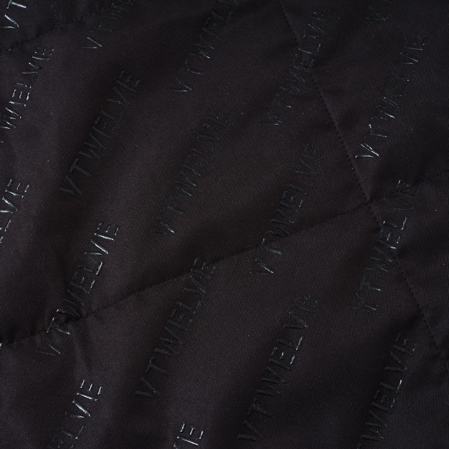V12 SEAT COVER
