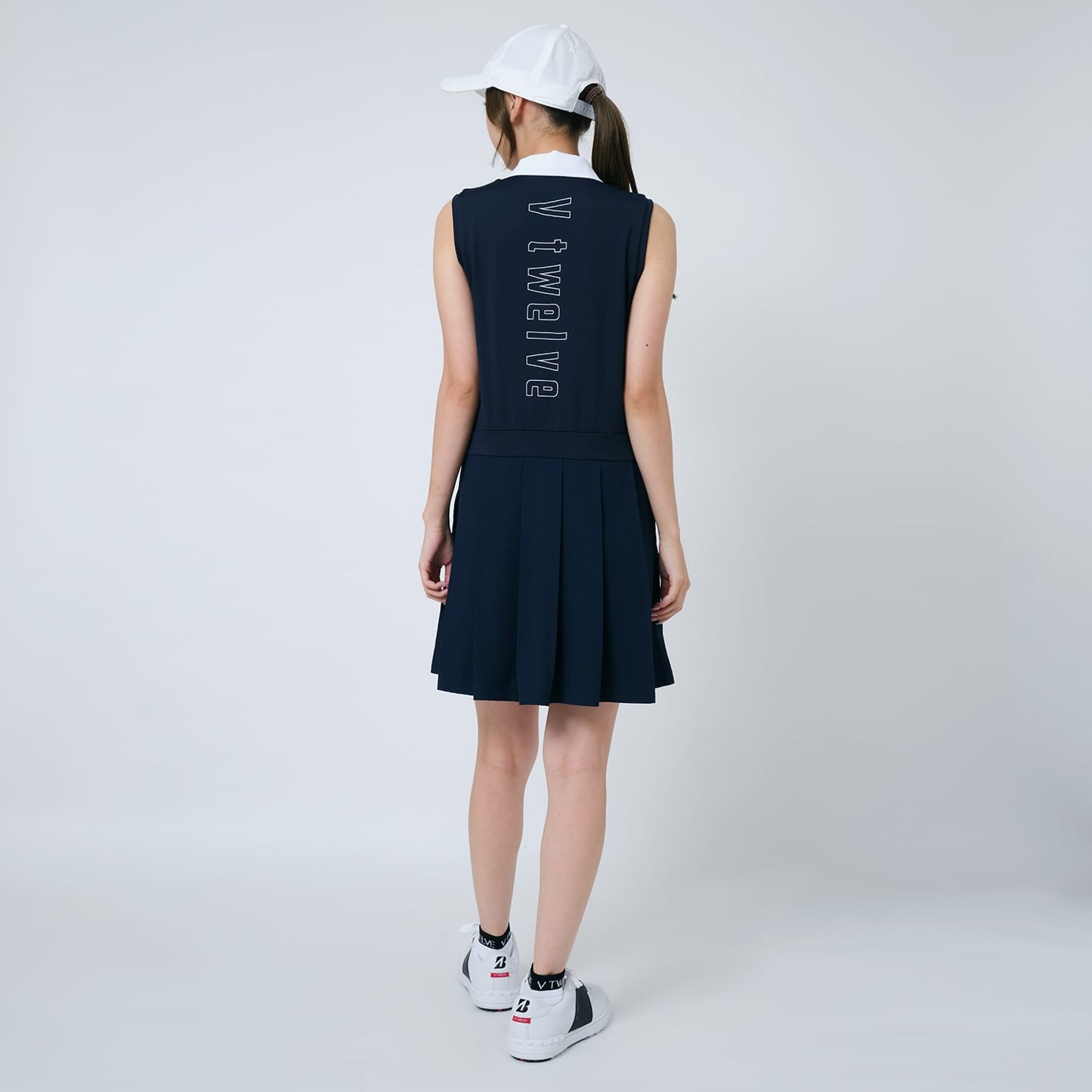 ELE ONE-PIECE