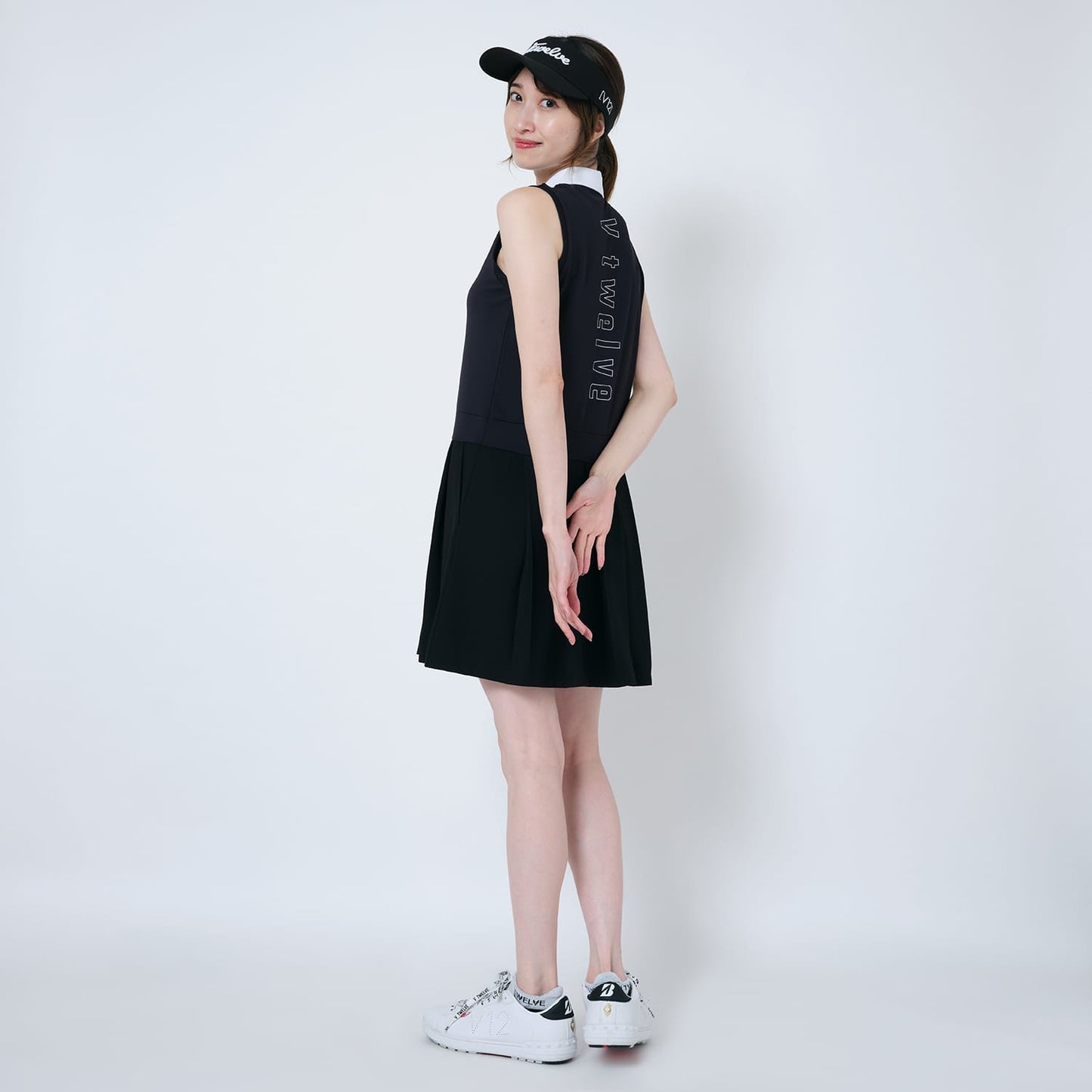 ELE ONE-PIECE