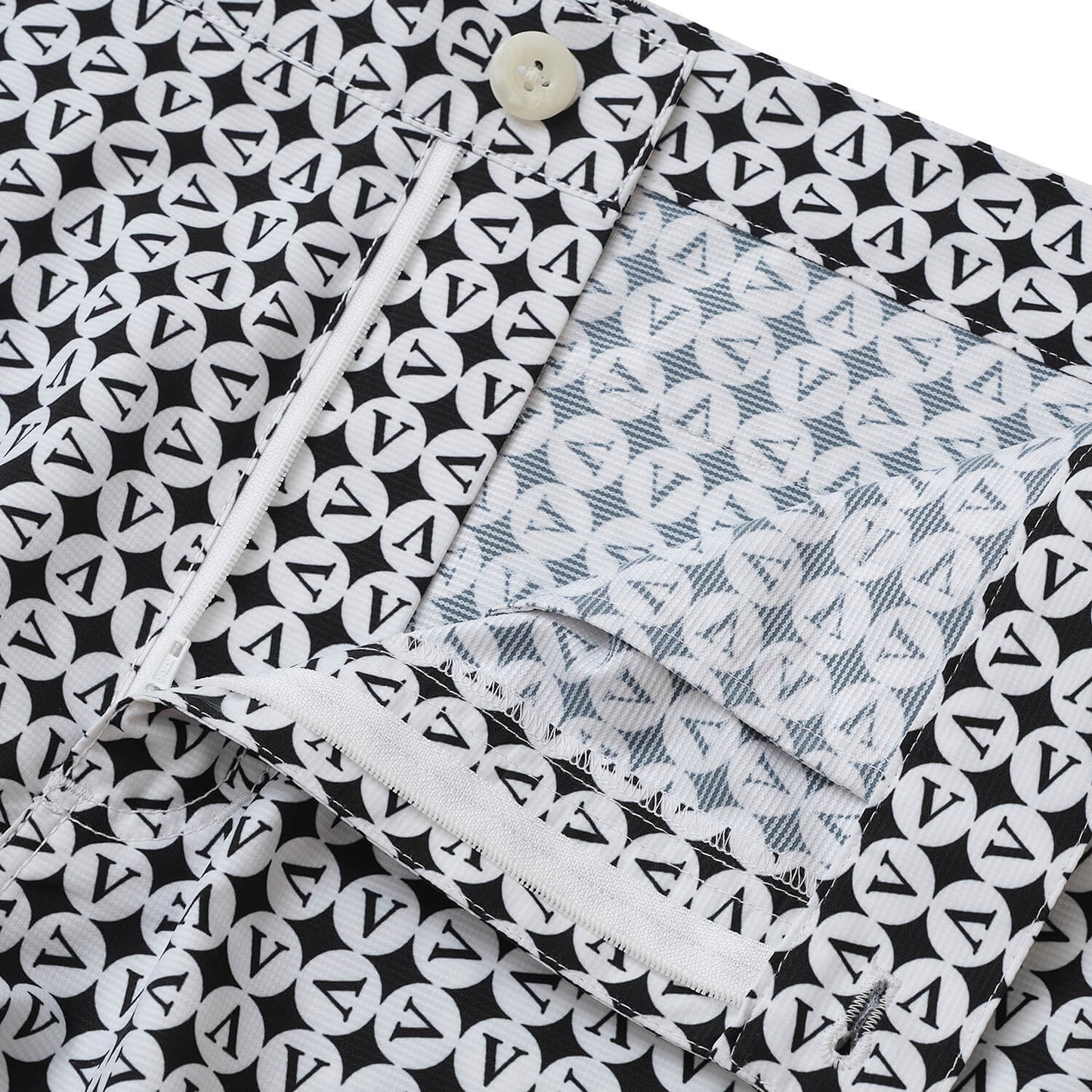 CIRCLE CIRCLE SHORTS