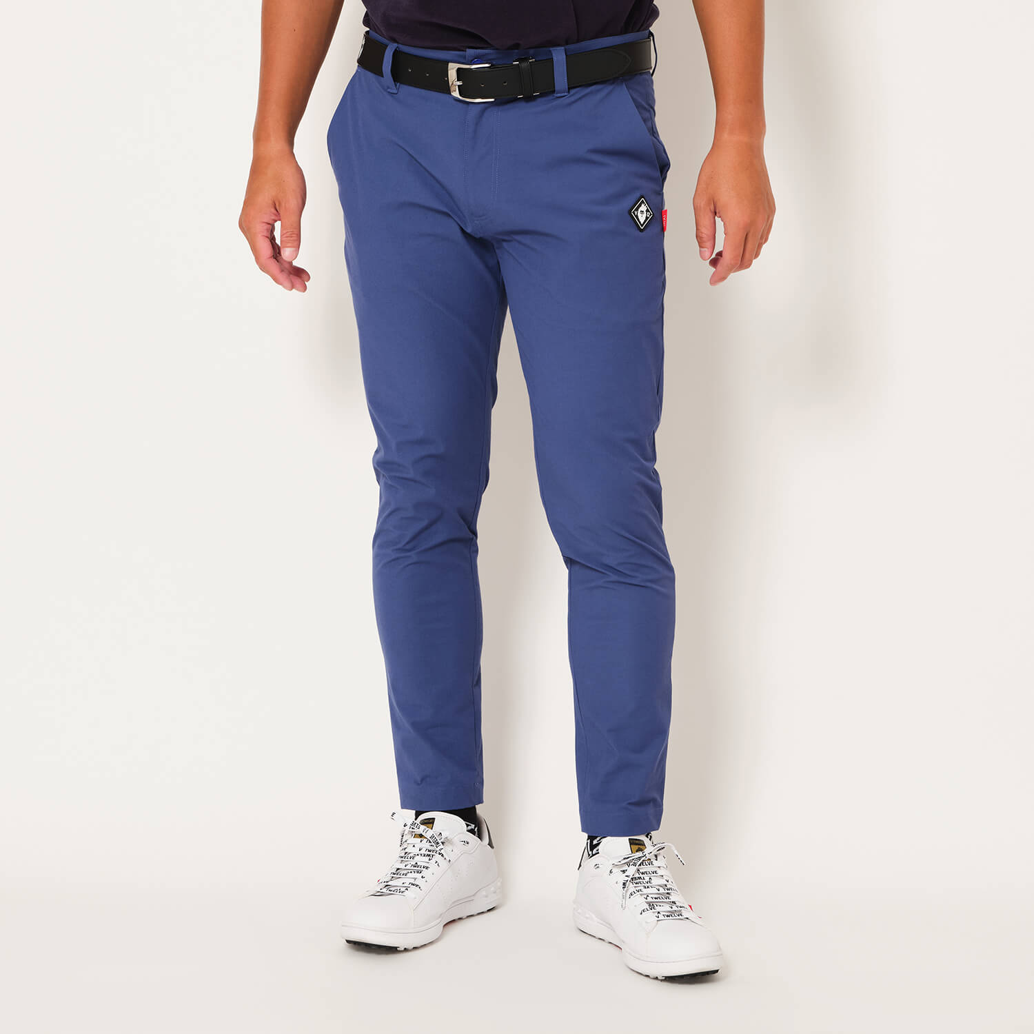 V12 の人気モデル、V122321-PN15 BACK LOGO PANTS V12] ゴルフ メンズ パンツ BACK LOGO PANTS | 【公式通販】