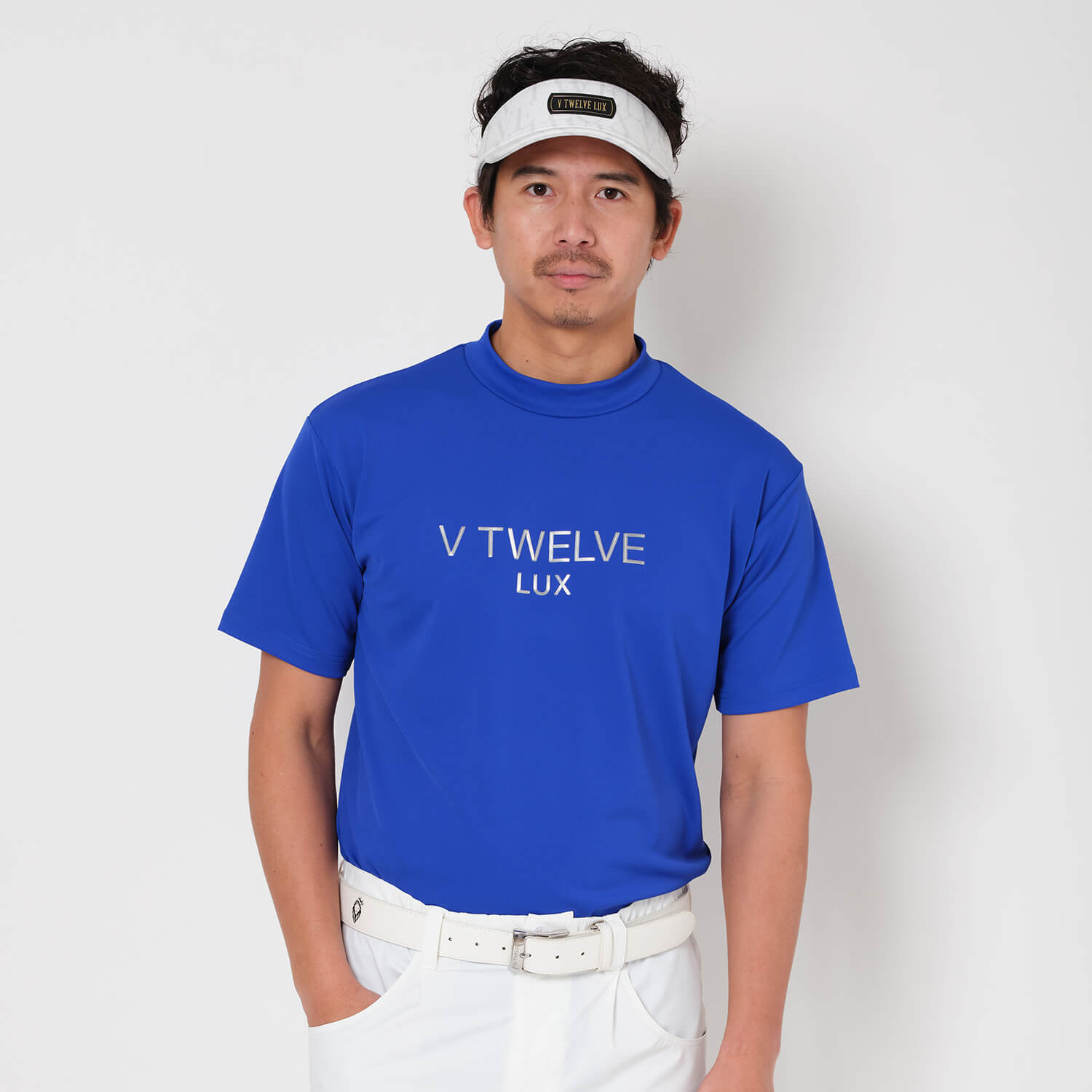 【3連休sale】V12 LUX　モックネック　Tシャツ