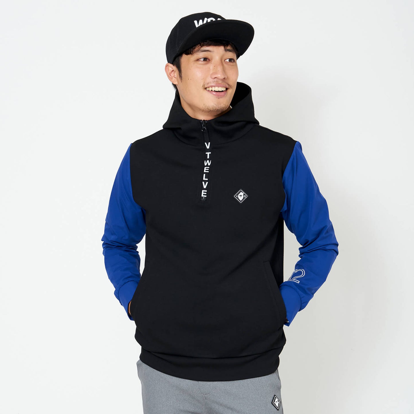 HALF LOGO ZIP HOODIE