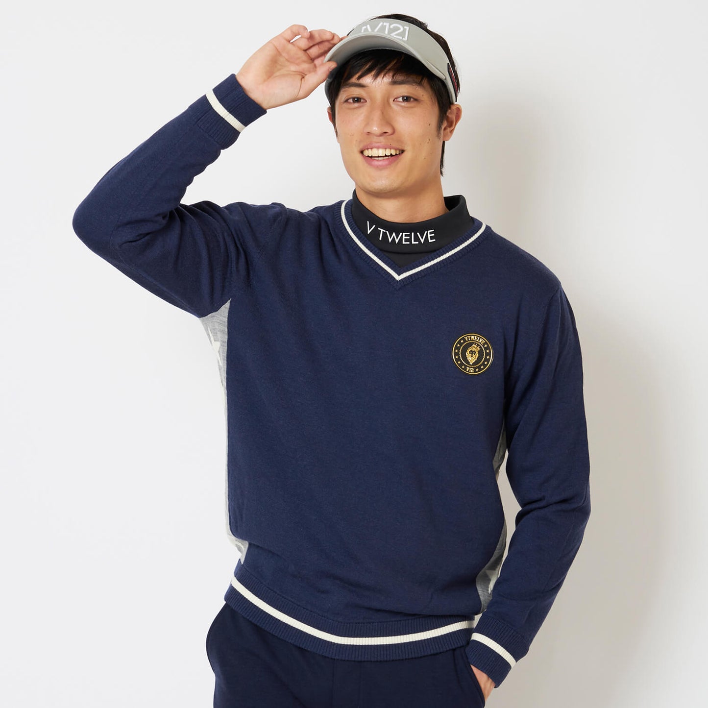 SIDE STAR V NECK