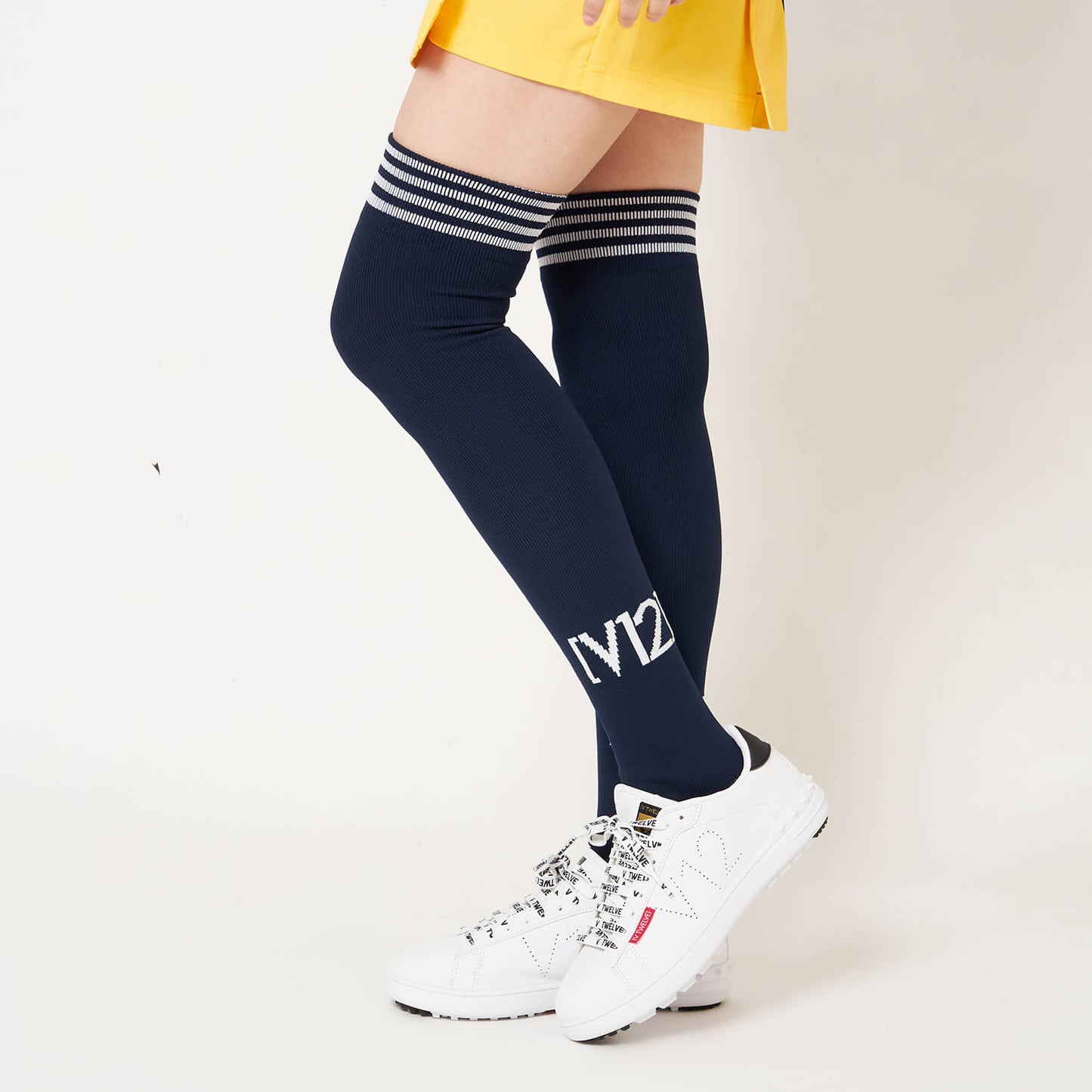 LINE KNEE HI SOCKS