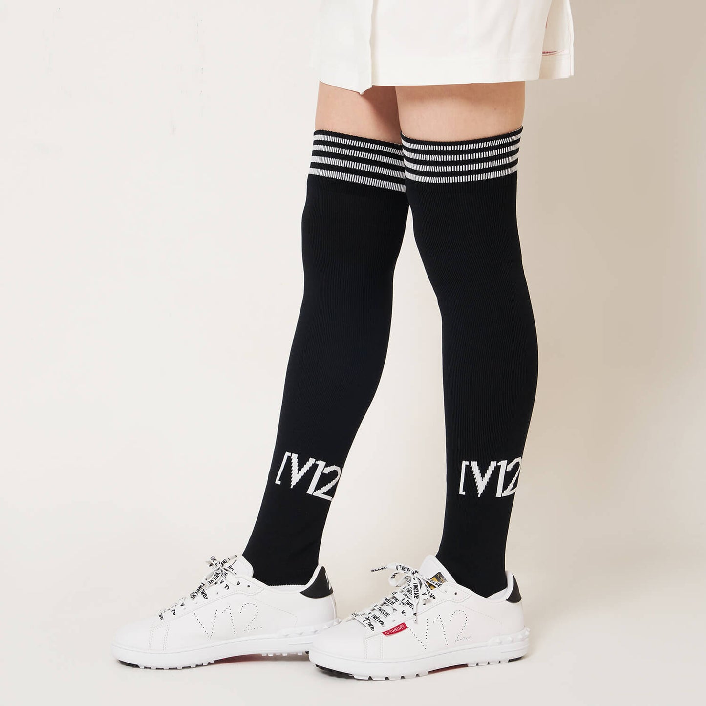 LINE KNEE HI SOCKS