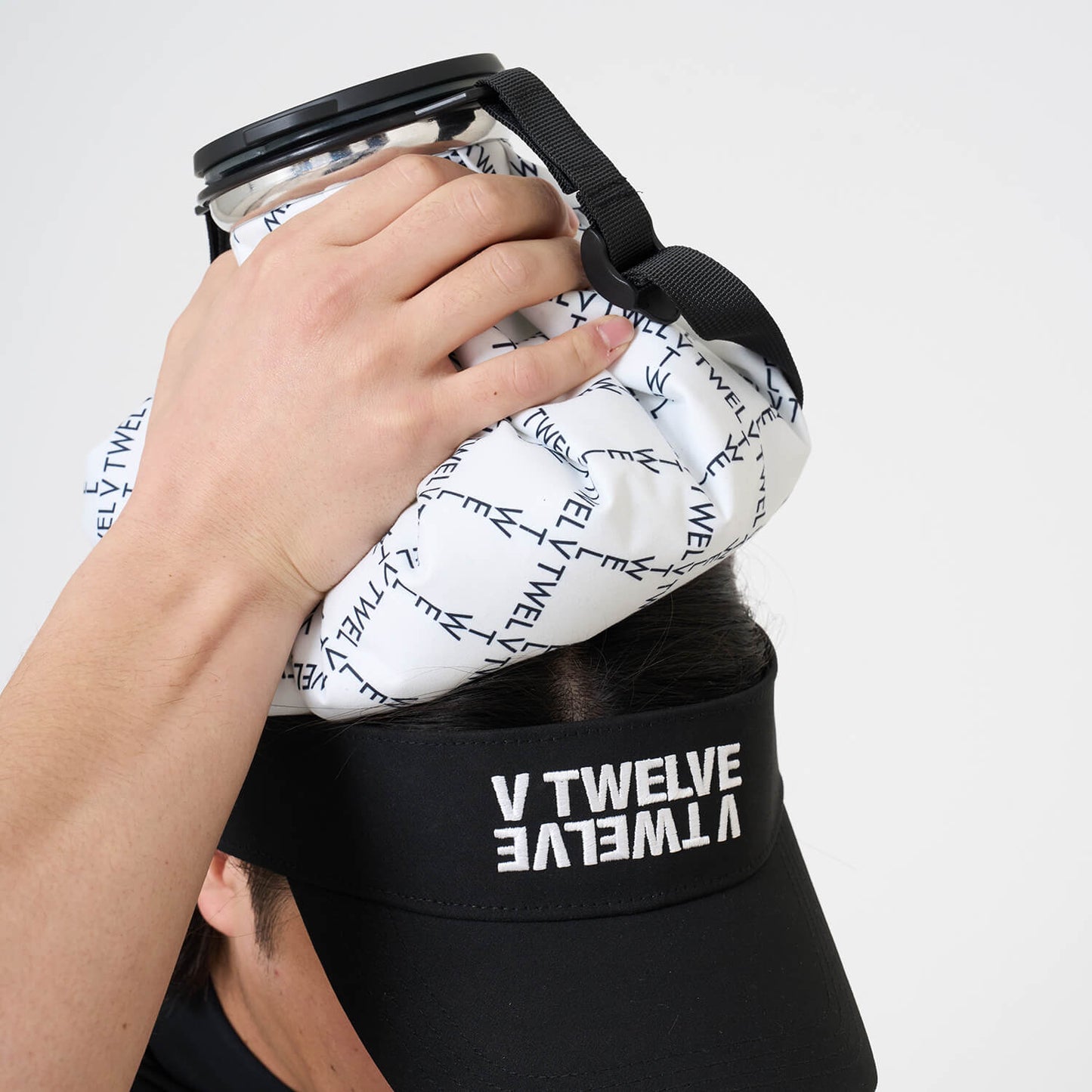 TYPO GRID ICE BAG