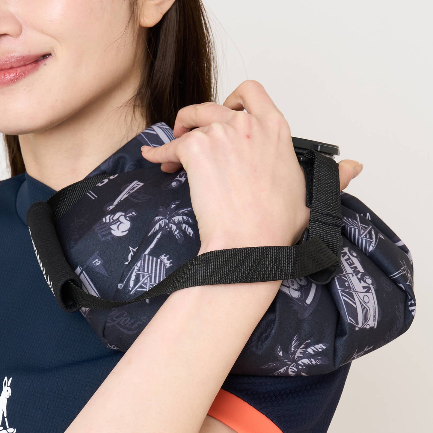 V12FR2 PATTERN ICE BAG