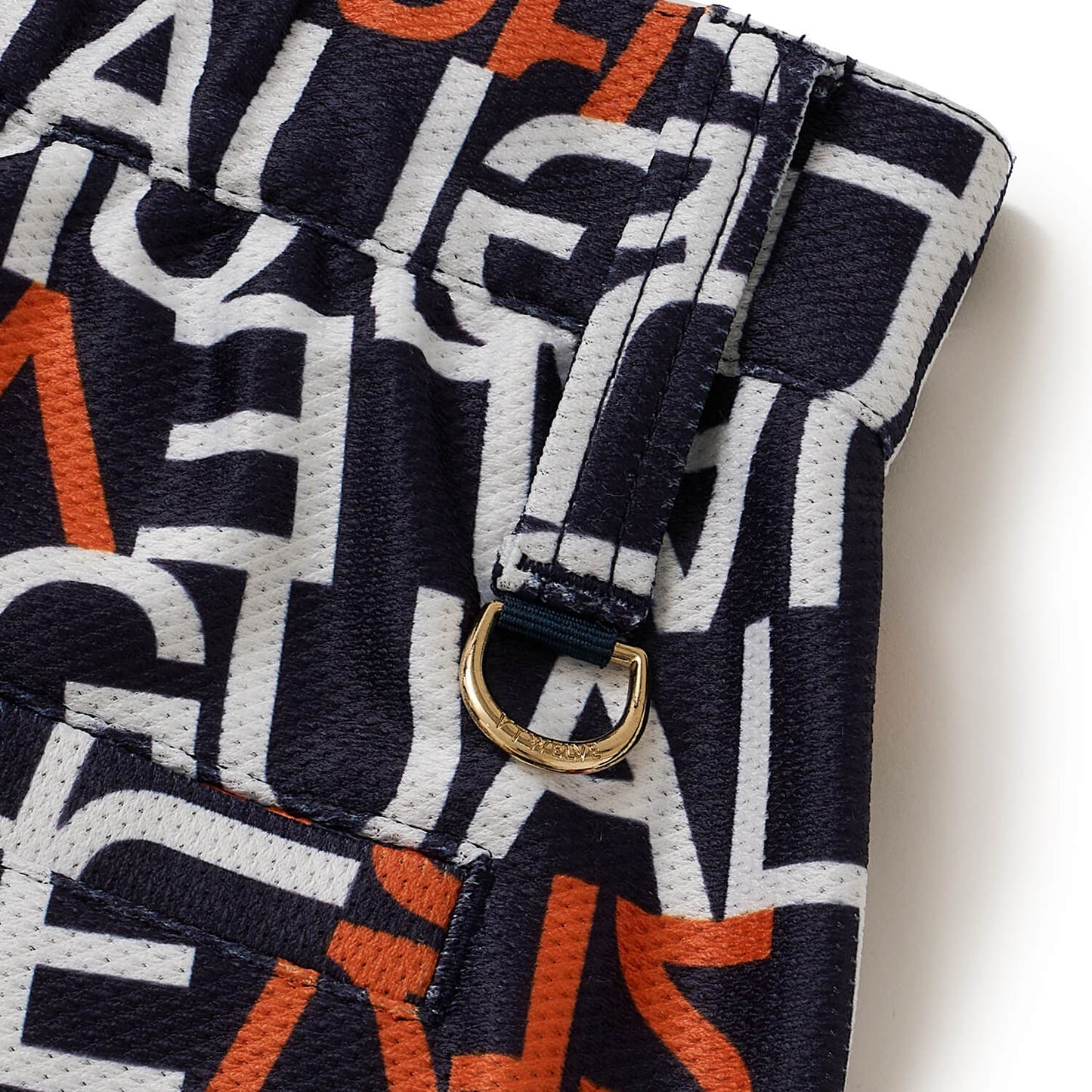 V12113 LETTER SHORTS
