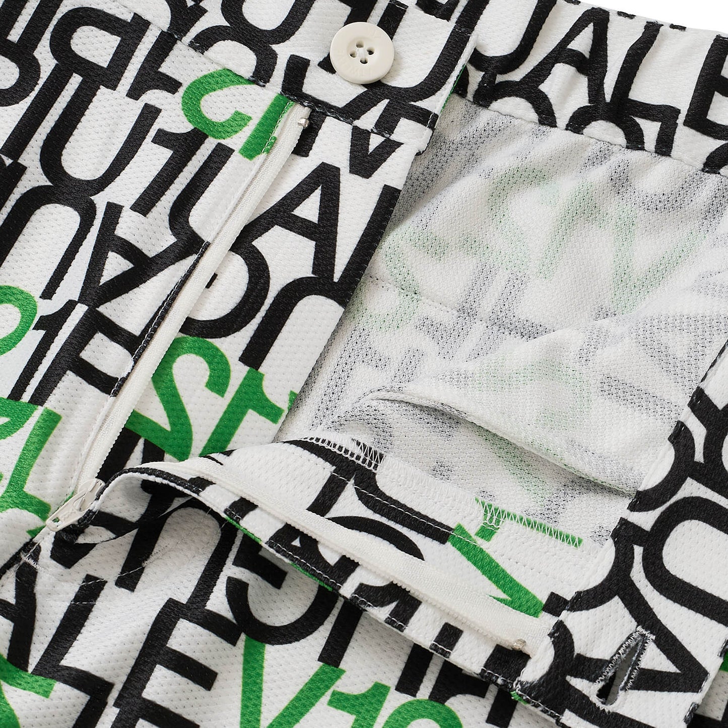V12113 LETTER SHORTS