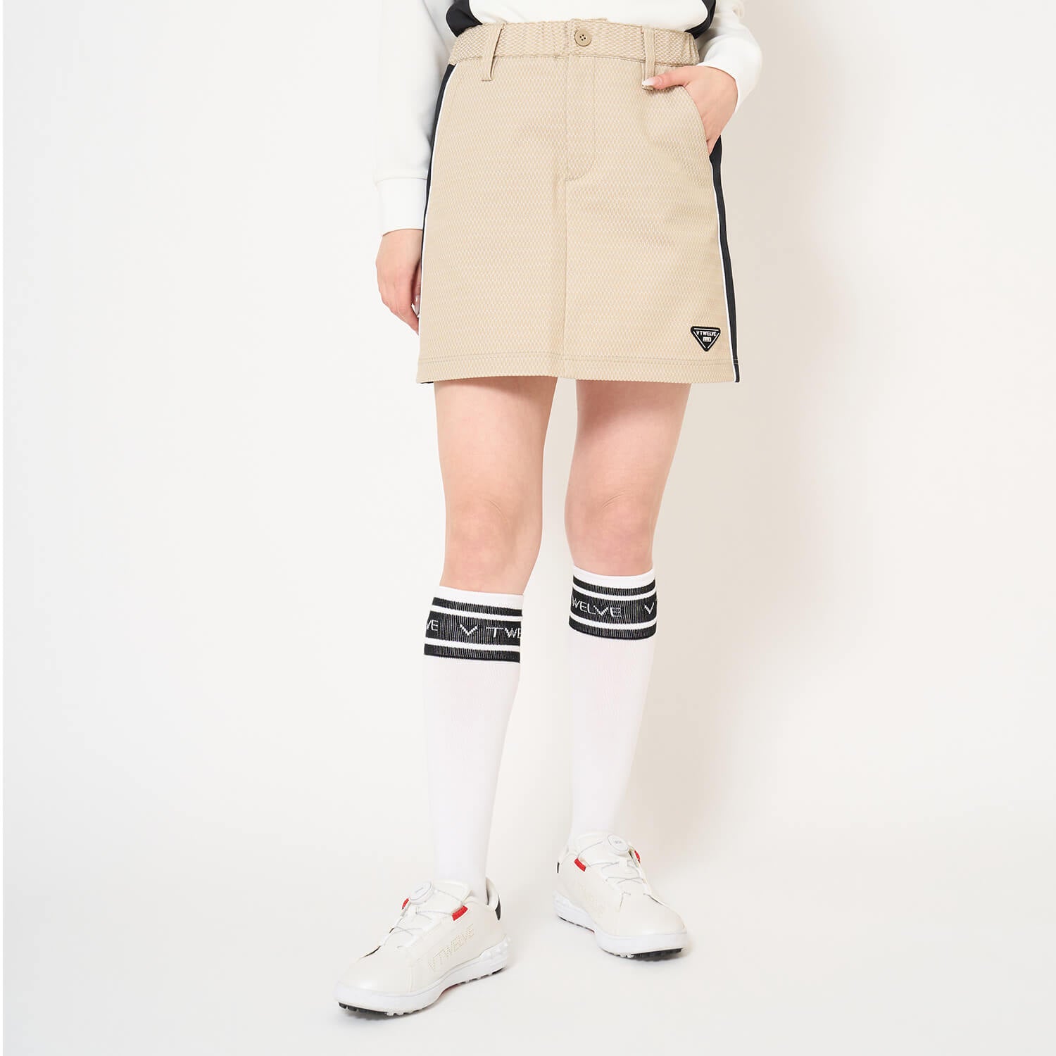 BEIGE22