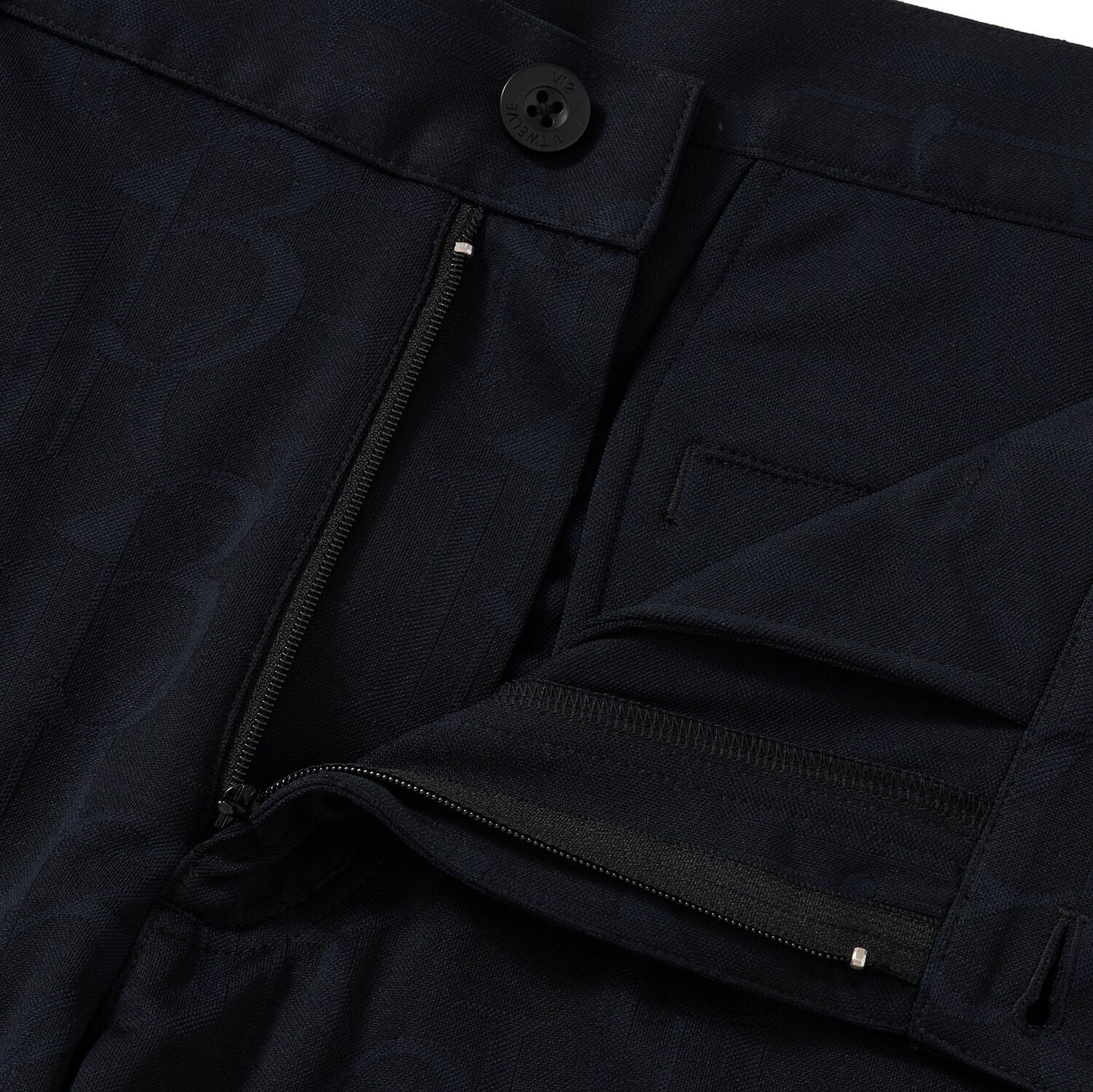 V12113 DUAL SHORTS