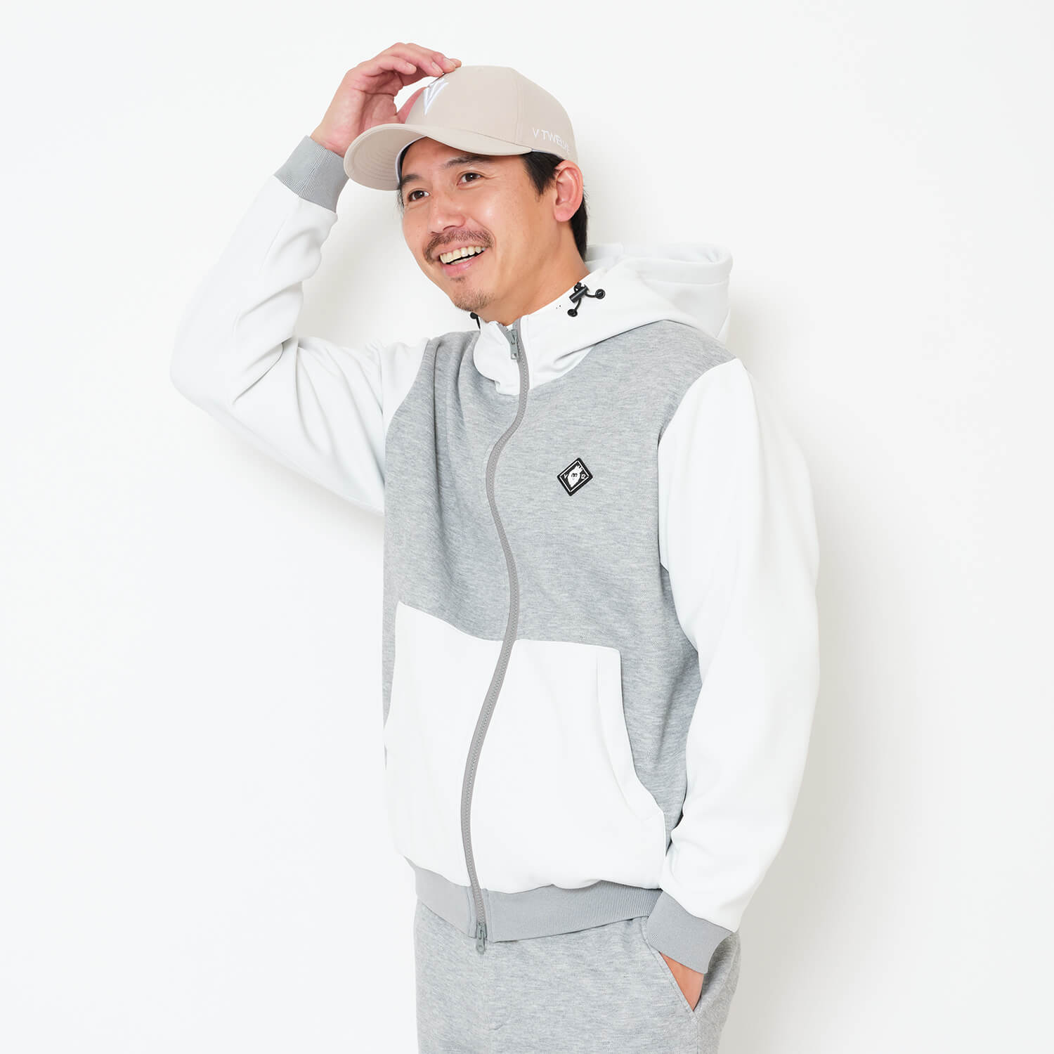 WHITE02