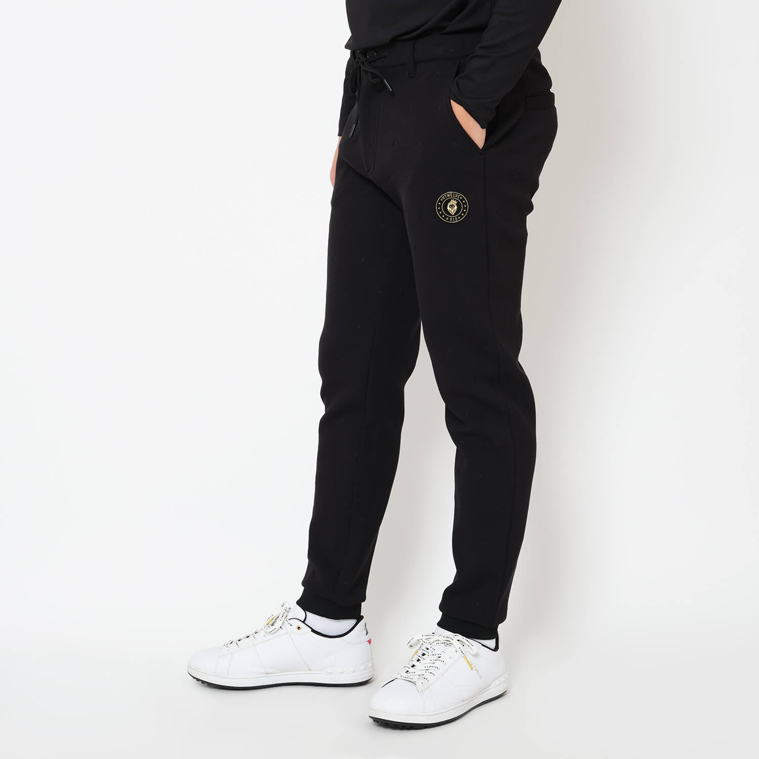 BLACK19