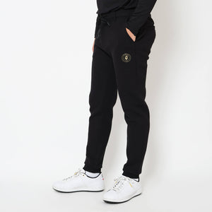 BLACK19