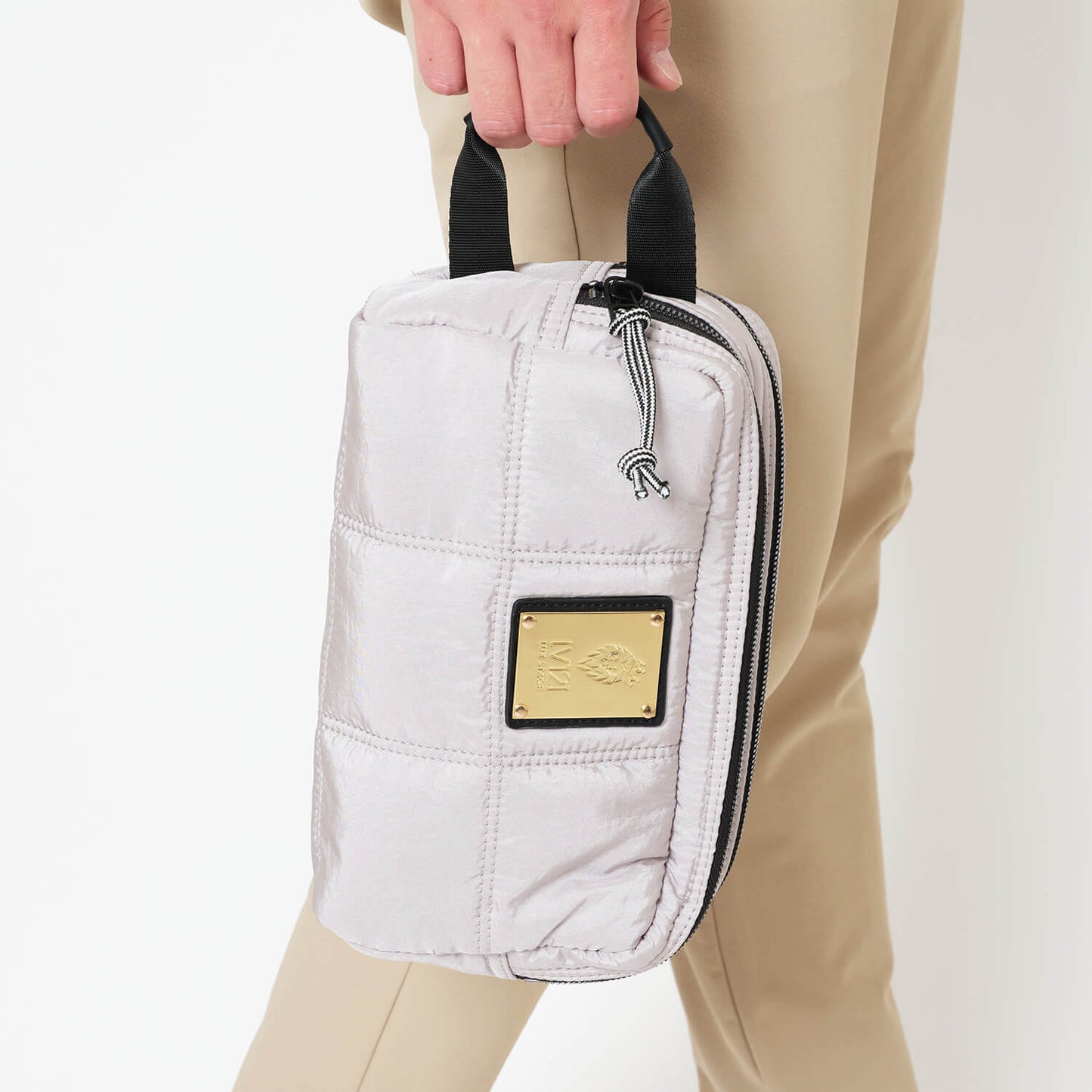 QUILT POUCH
