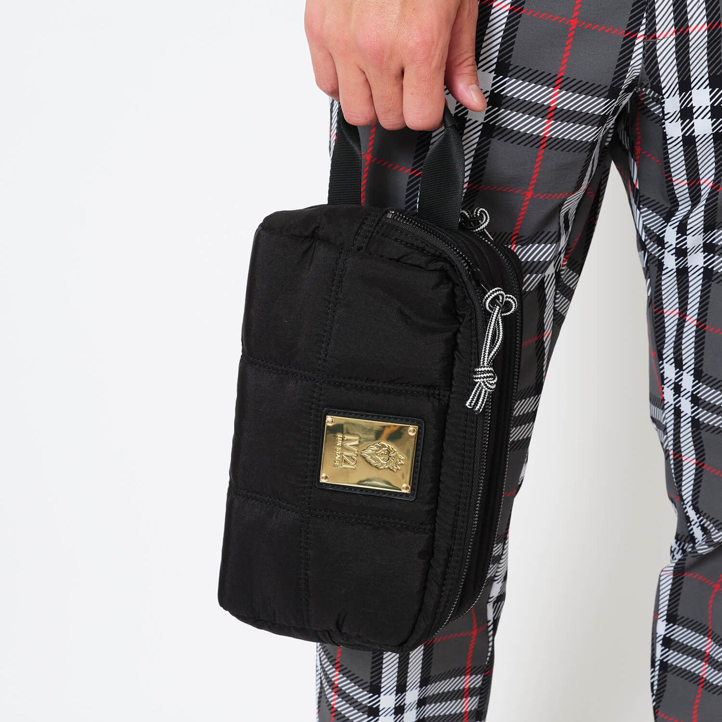 QUILT POUCH
