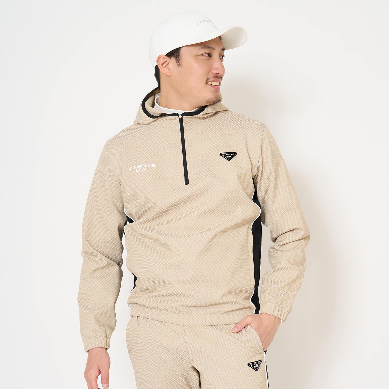 BEIGE22