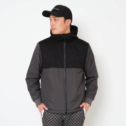 V12 ゴルフを楽しむのと同じようにファッションも楽しむ | ゴルフ