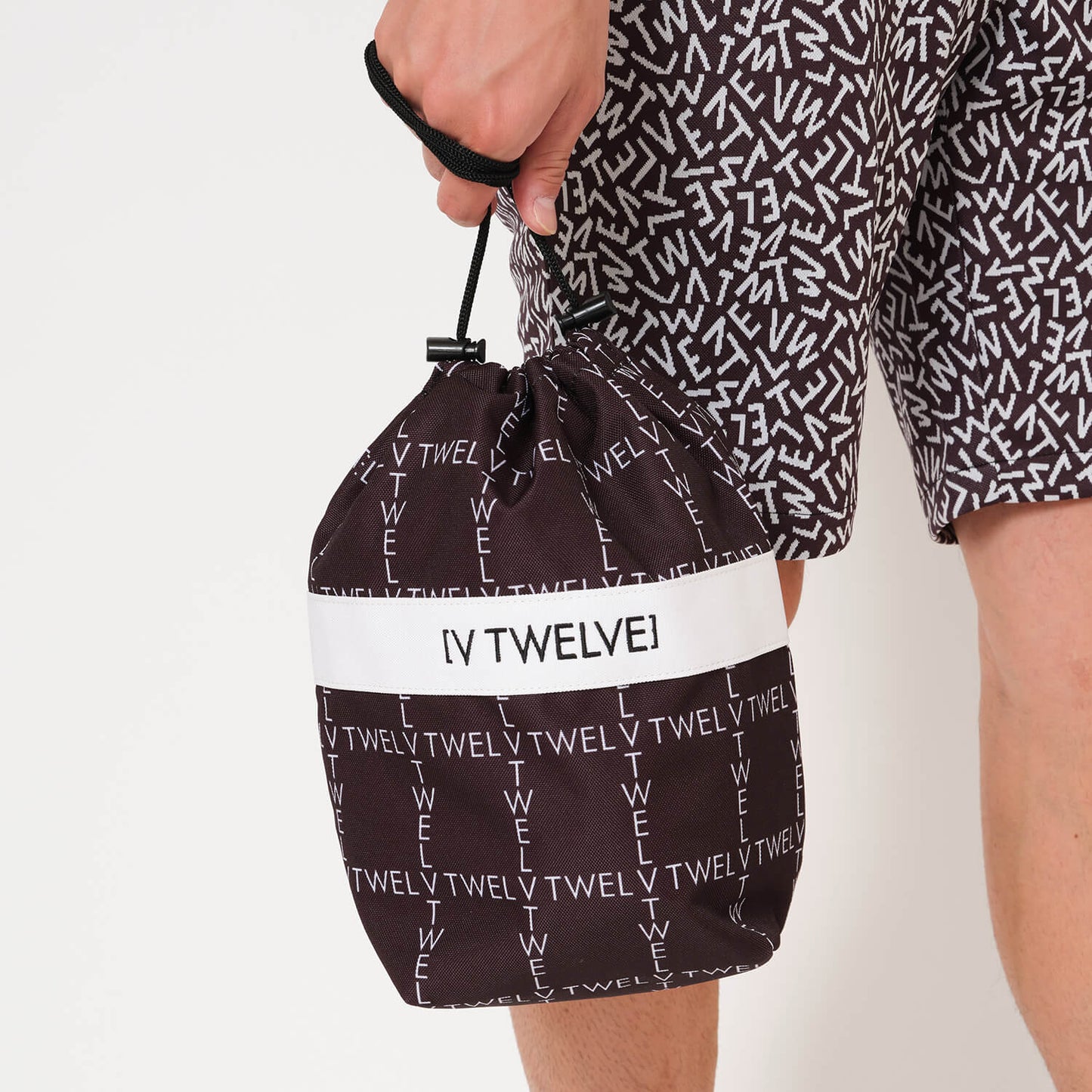 TYPO GRID POUCH