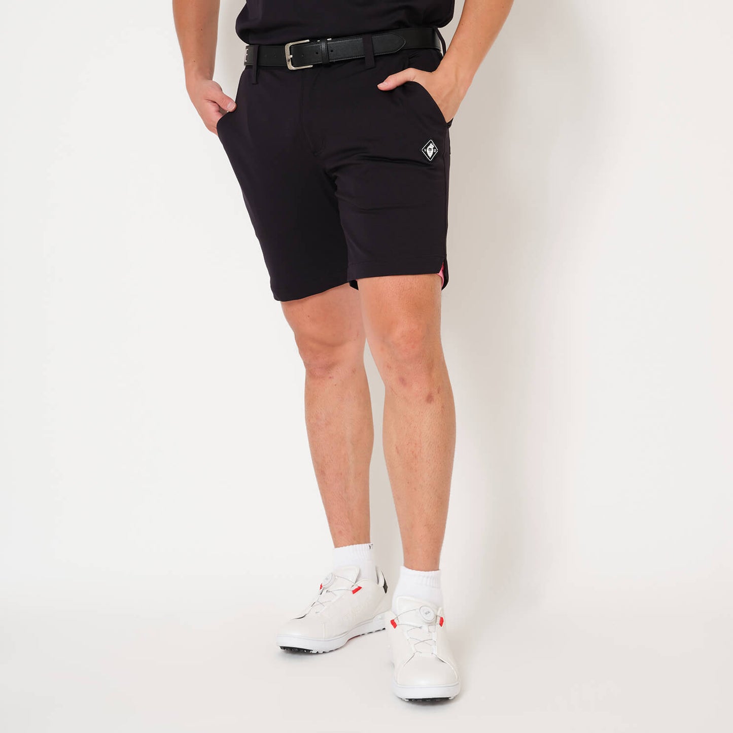 SNEAK SHORTS