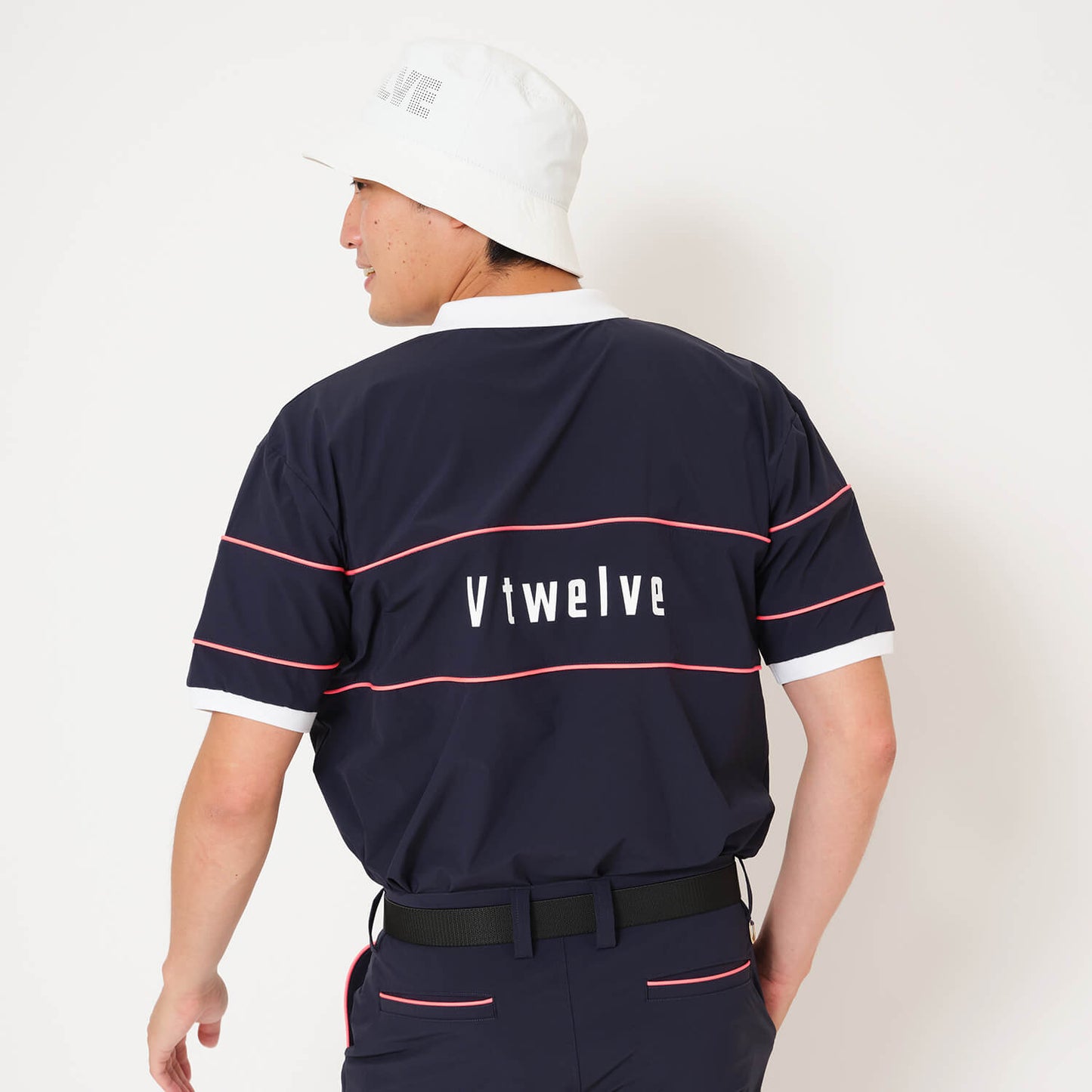 NEON L POLO