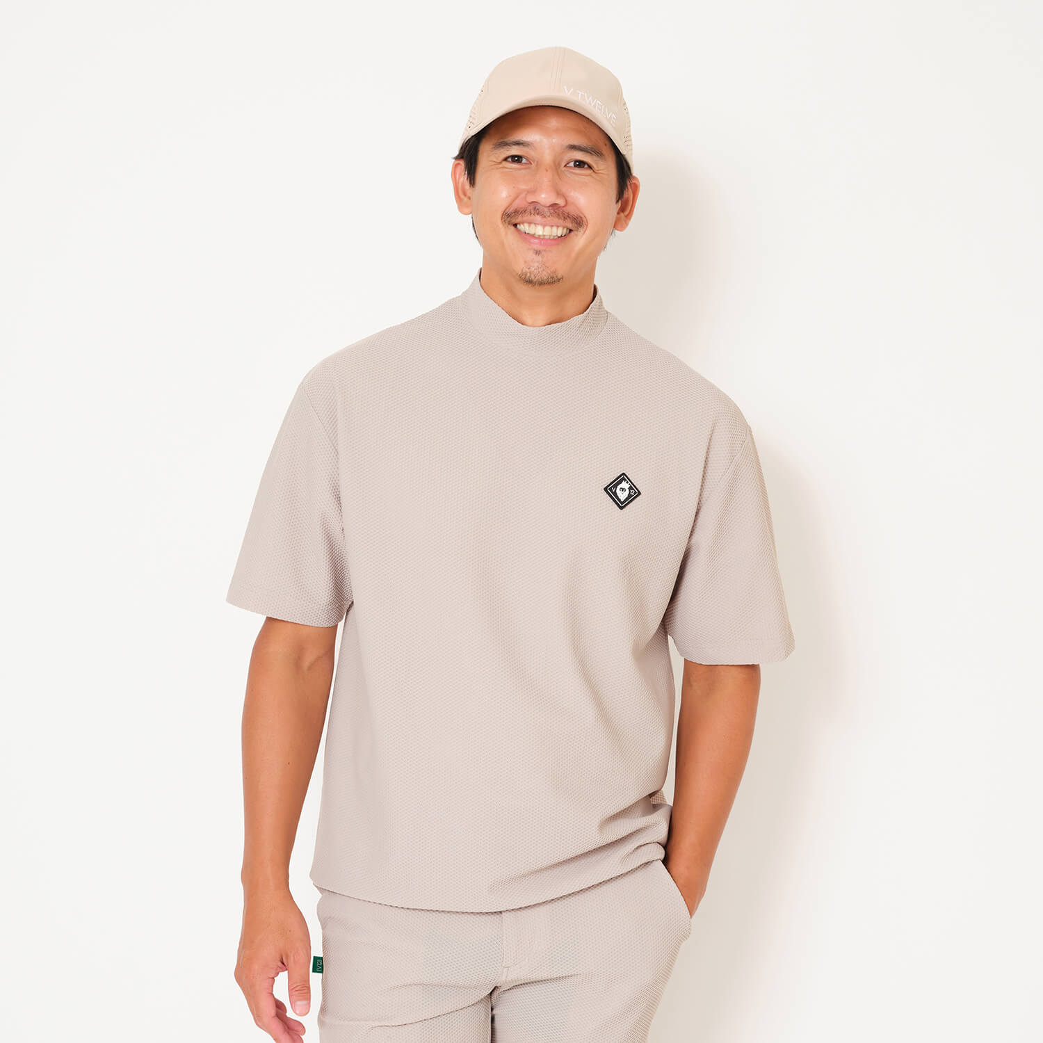 BEIGE22