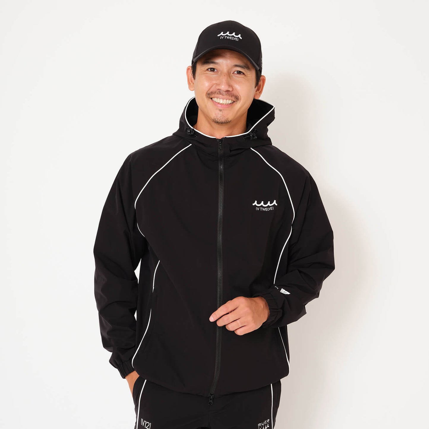 MU12 JKT