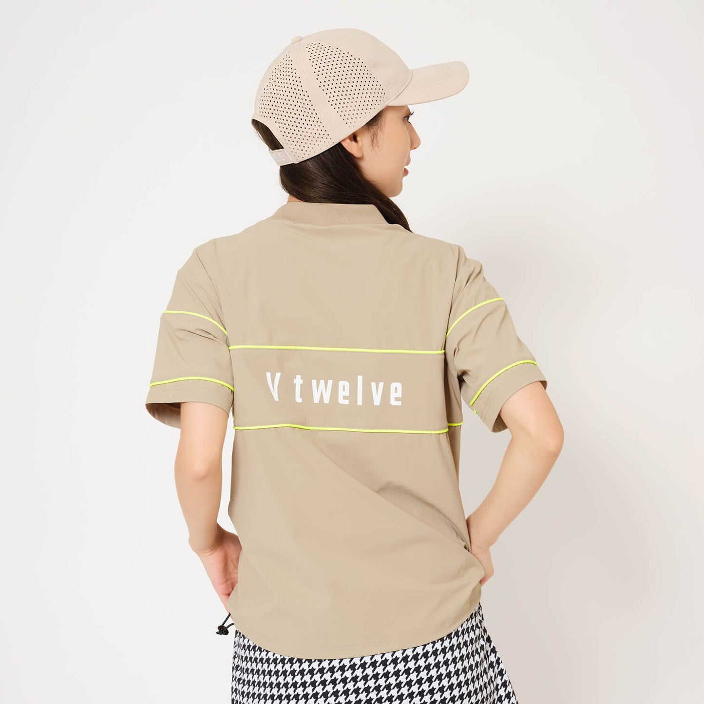 NEON L MOCK