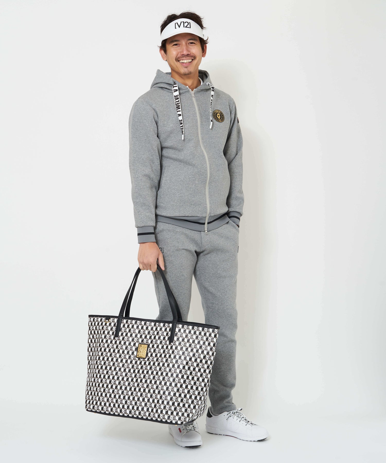 V12 ゴルフトートバッグVOYA BIG TOTE | 【公式通販】