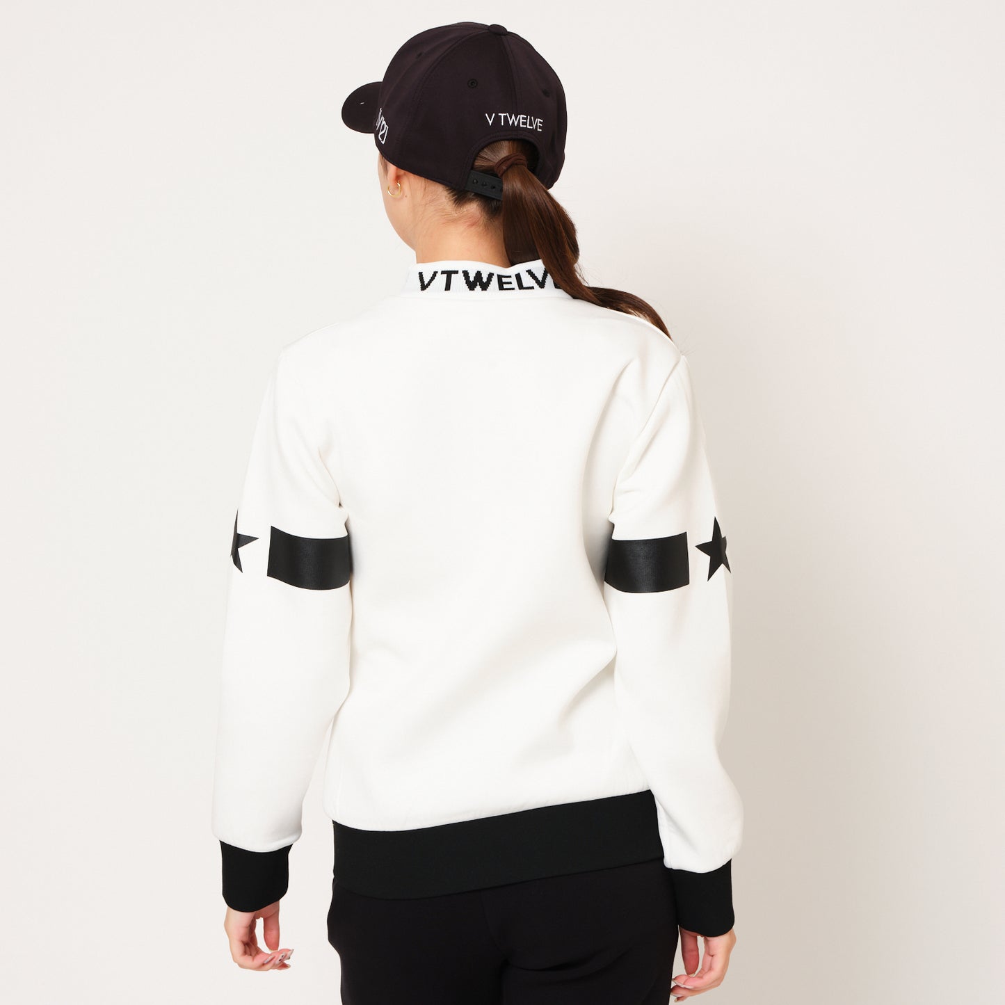 JACQUARD NECK SWEAT